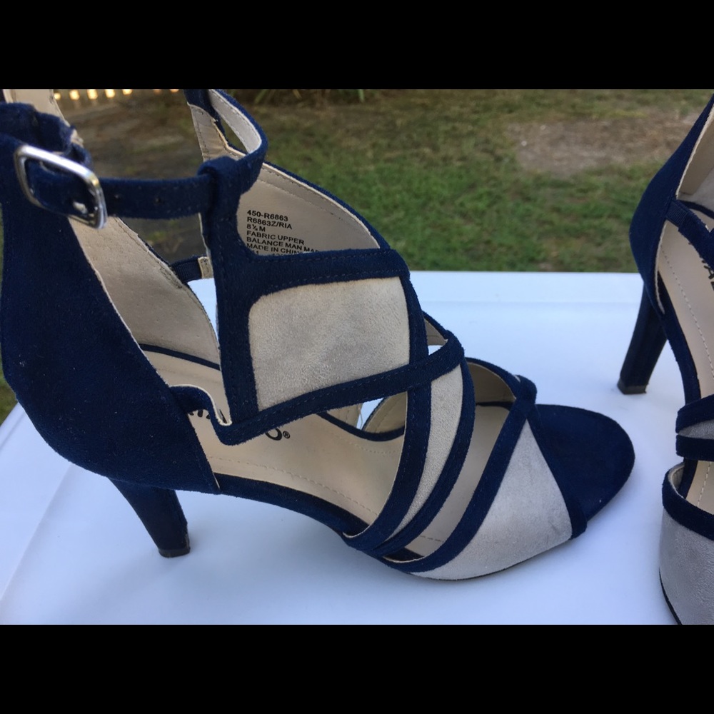 Rialto Ria Womens shoes. - Picture 3 of 8